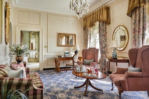 Suite (Viceroy)