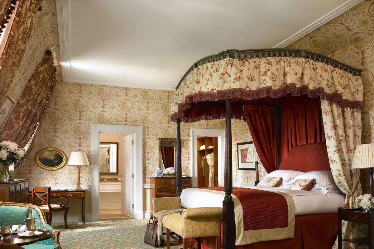Presidential Suite | Frette Italian sheets, premium bedding, down comforters, in-room safe