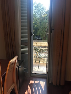 Room amenity