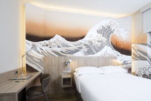 舒适客房, 1 张特大床, 无烟房 | 1 多间卧室、防过敏的被褥、羽绒被、记忆海绵床垫