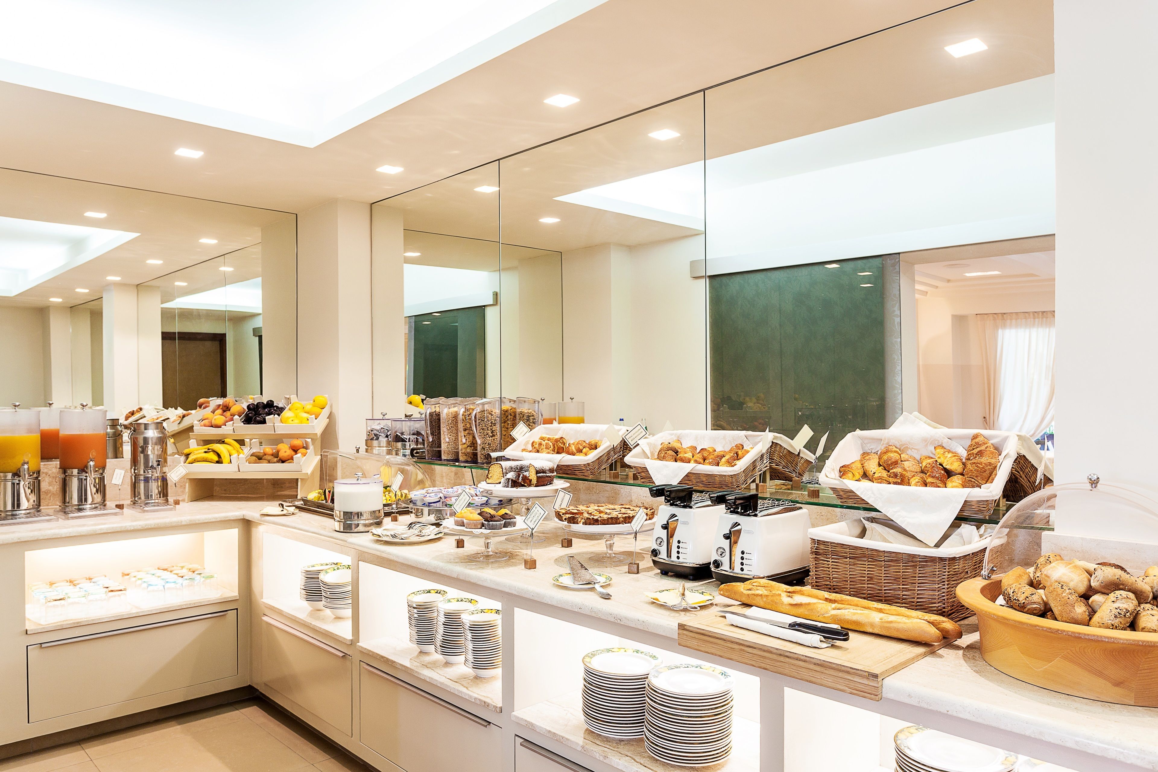 Desayuno buffet incluido todos los días