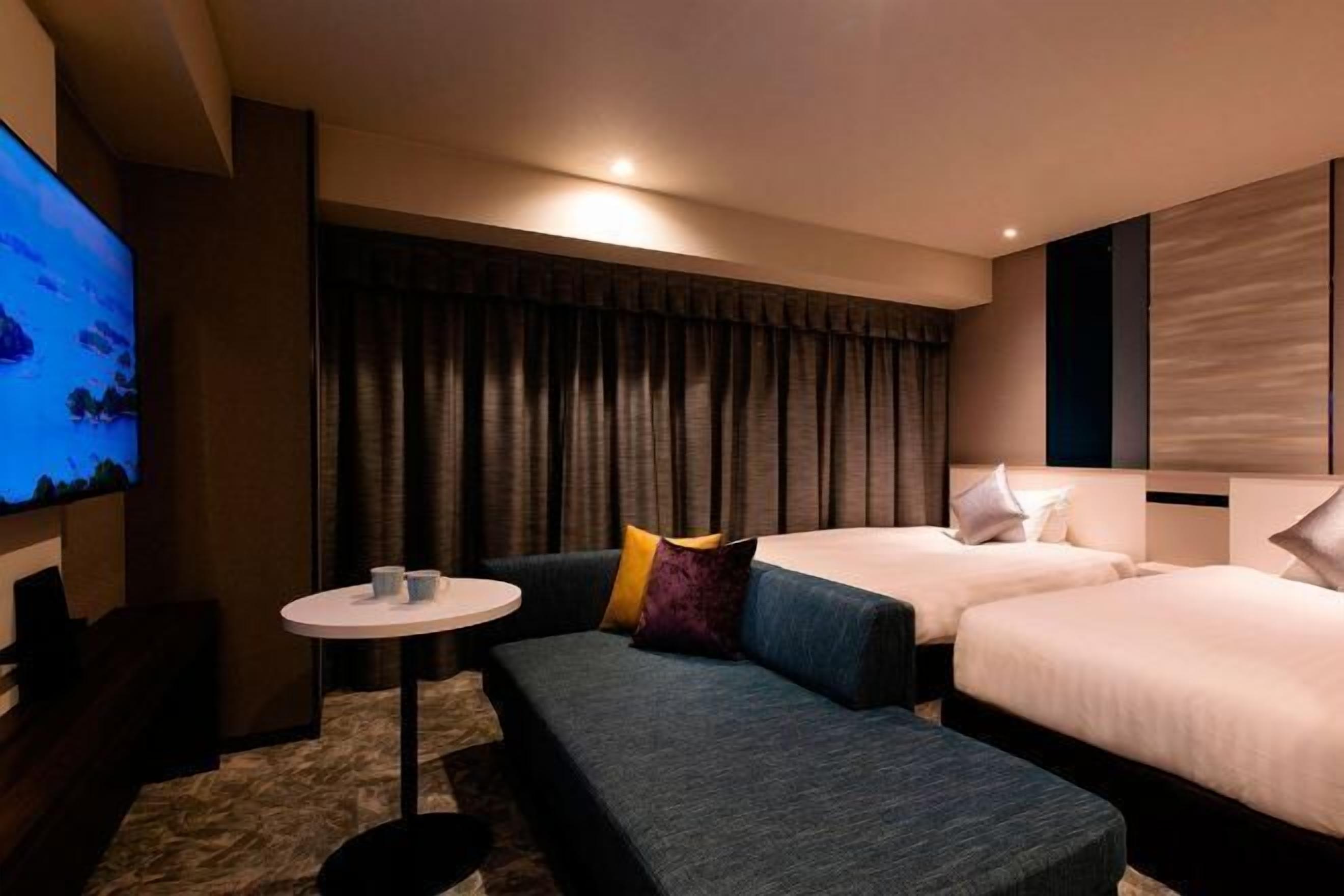 ตู้นิรภัยในห้องพัก, โต๊ะทำงาน, พื้นที่ทำงานแบบใช้แล็ปท็อป, Wi-Fi ฟรี