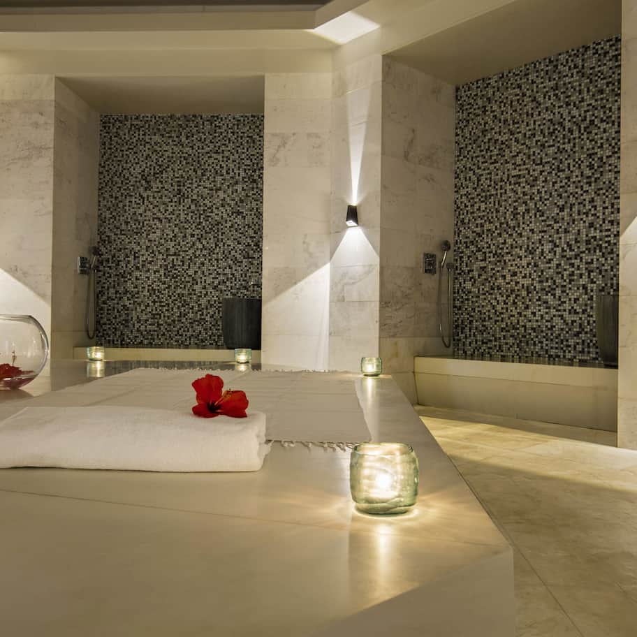 双人护理室、土耳其浴、身体护理、深层组织按摩、瑞典式按摩、泰式按摩