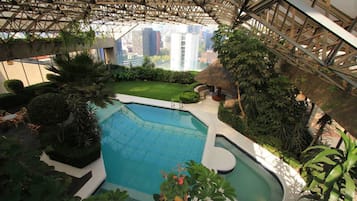 Indoor pool, outdoor pool