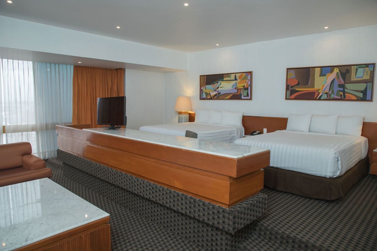 In-room safe, desk, laptop workspace, iron/ironing board