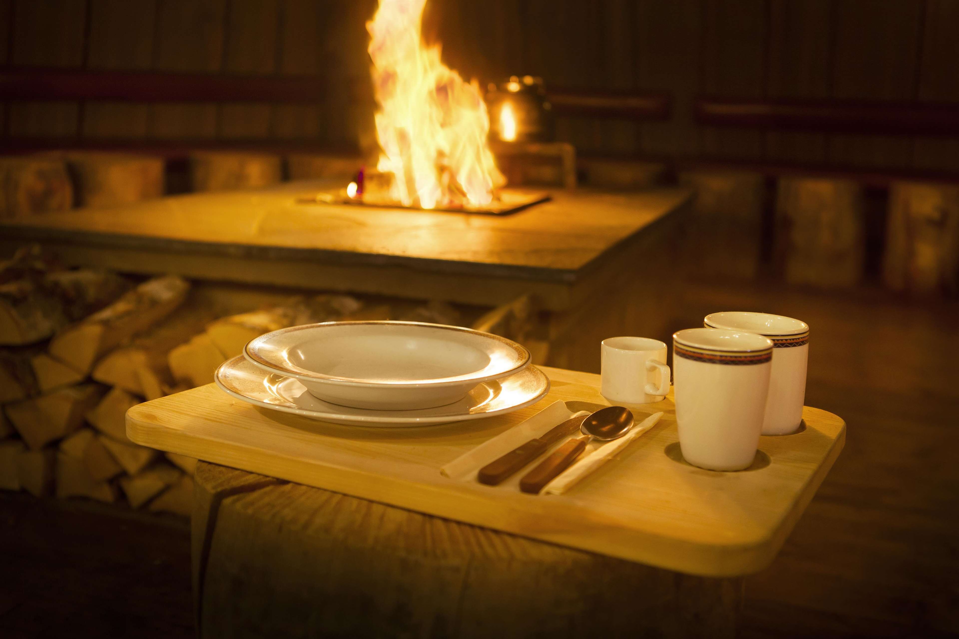 breakfast and dinner served