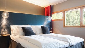 Suite – junior | Skrivebord, lydisolert, wi-fi (inkludert) og sengetøy