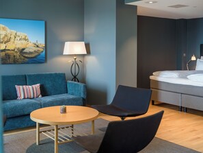 Deluxe Double Room, 1 Double Bed, Non Smoking | Pillowtop beds, blackout drapes, soundproofing, bed sheets - Quality Hotel Grand Larvik (Larvik)