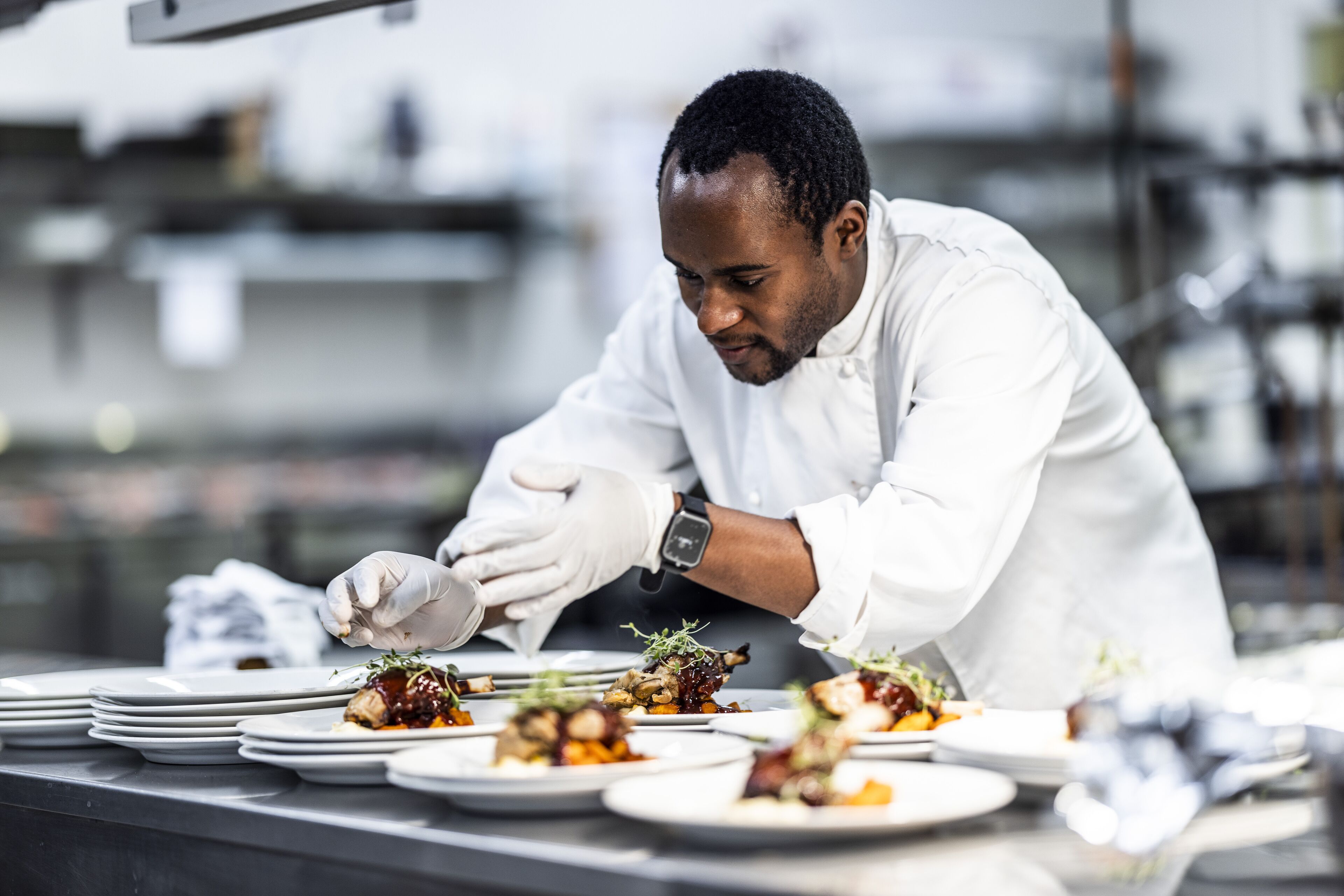 3 restauranter: frokost, lunsj og middag serveres