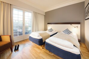 Pillow-top beds, blackout curtains, bed sheets