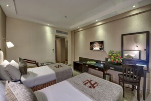 Standard Double or Twin Room | 1 bedroom, desk, rollaway beds, free WiFi - Palm Beach Hotel (Dubai)