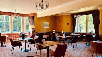 Breakfast and dinner served, garden views