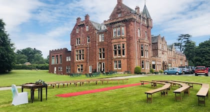 Dryburgh Abbey Hotel