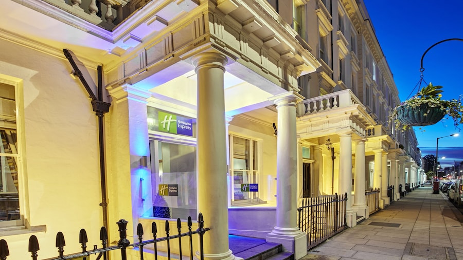 Holiday Inn Express London Victoria by IHG