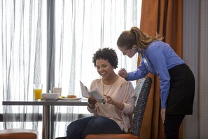 Restaurant - Holiday Inn Express London Victoria by IHG (London)