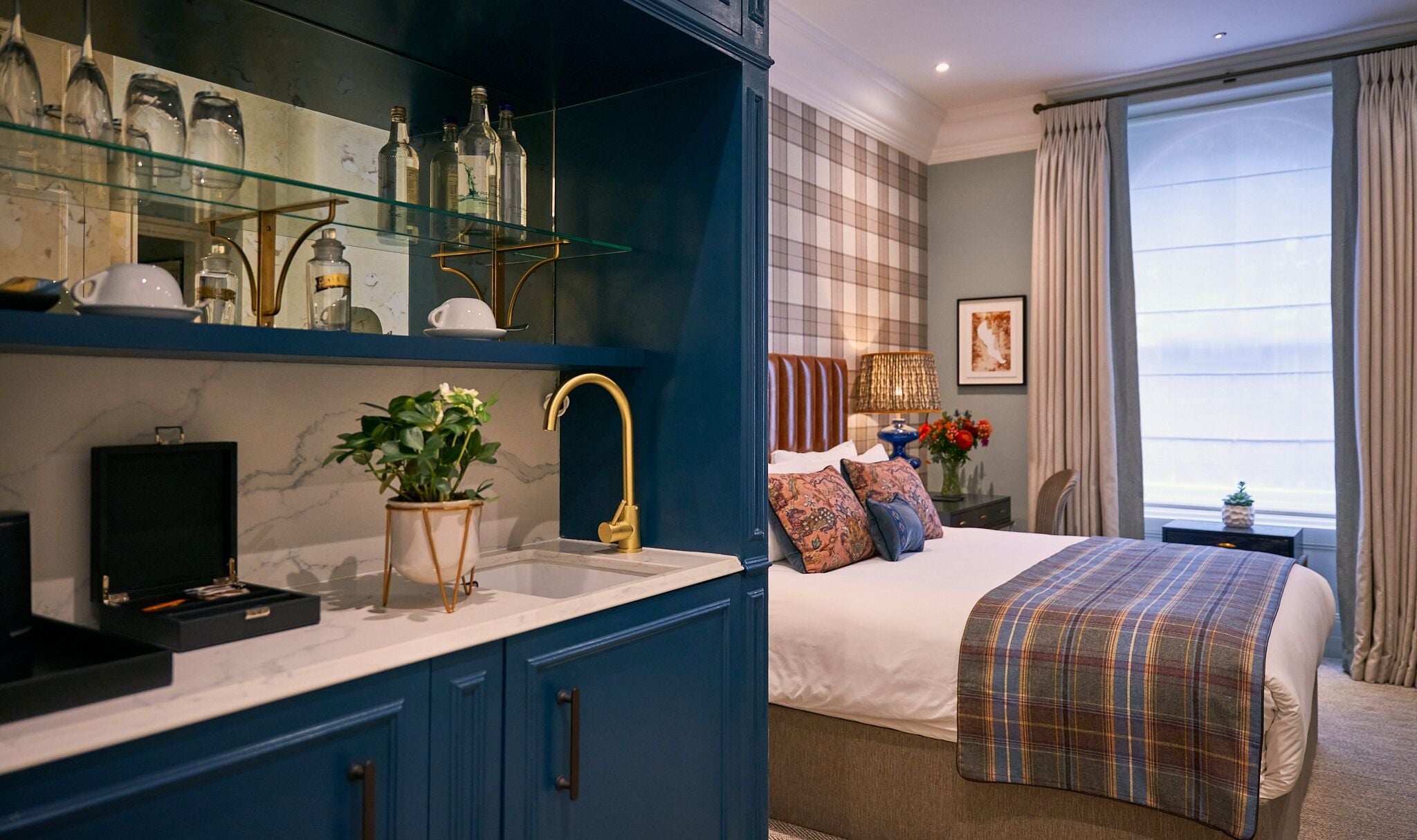 1 bedroom, minibar, in-room safe, iron/ironing board