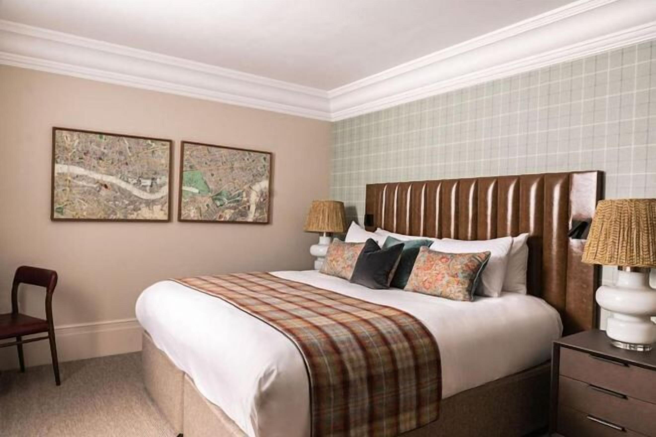 Minibar, coffre-fort, fer et planche à repasser, accès au Wi-Fi (inclus)