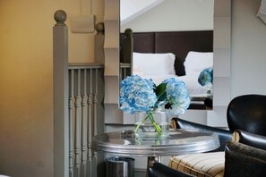 Family Room, 2 Bedrooms