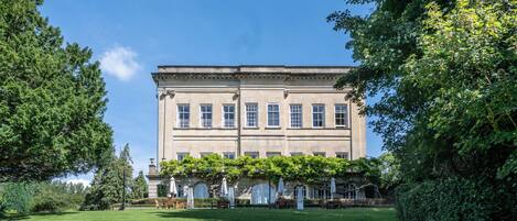 Entrée de l’hébergement