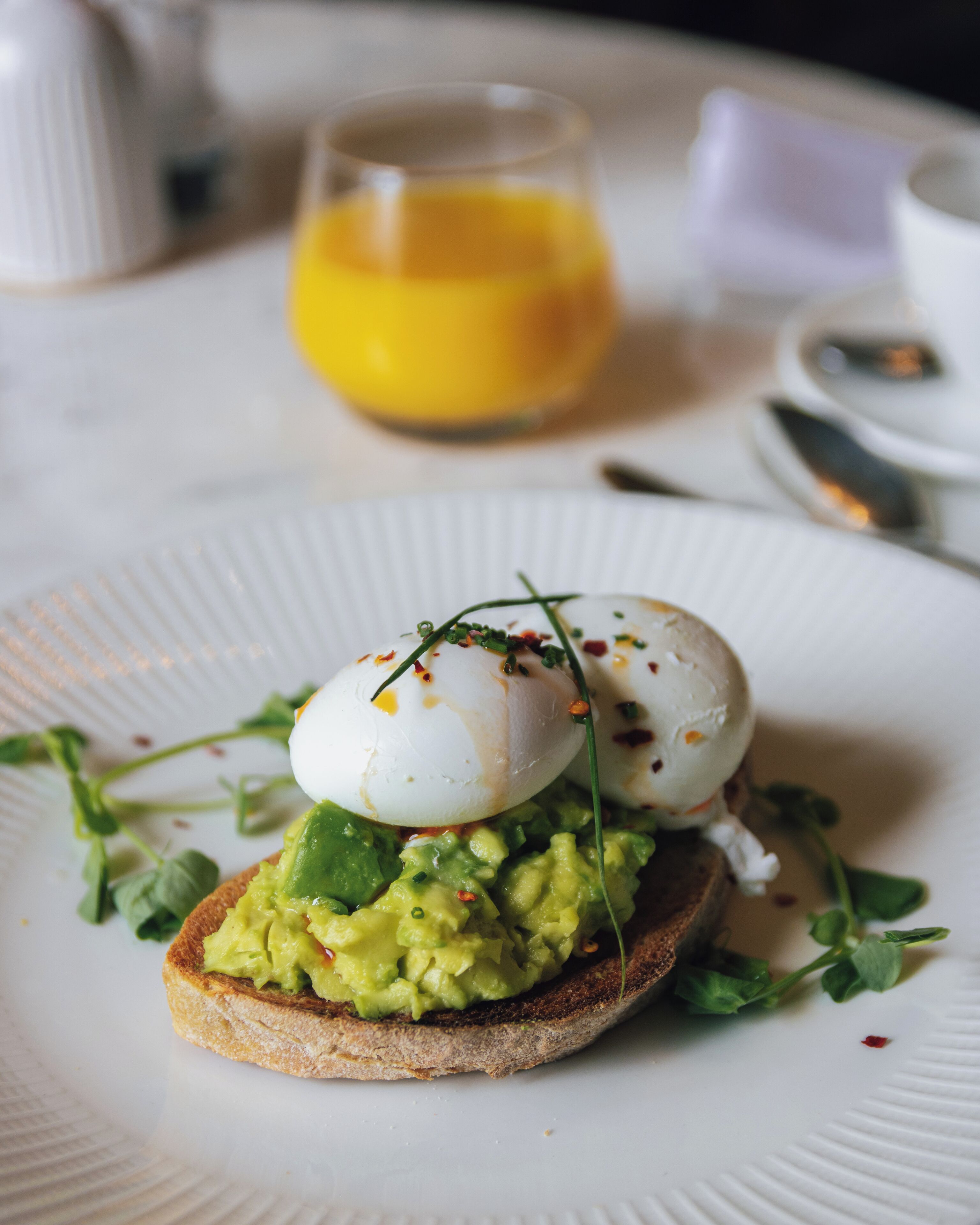 daily full breakfast (gbp 22.50 per person)