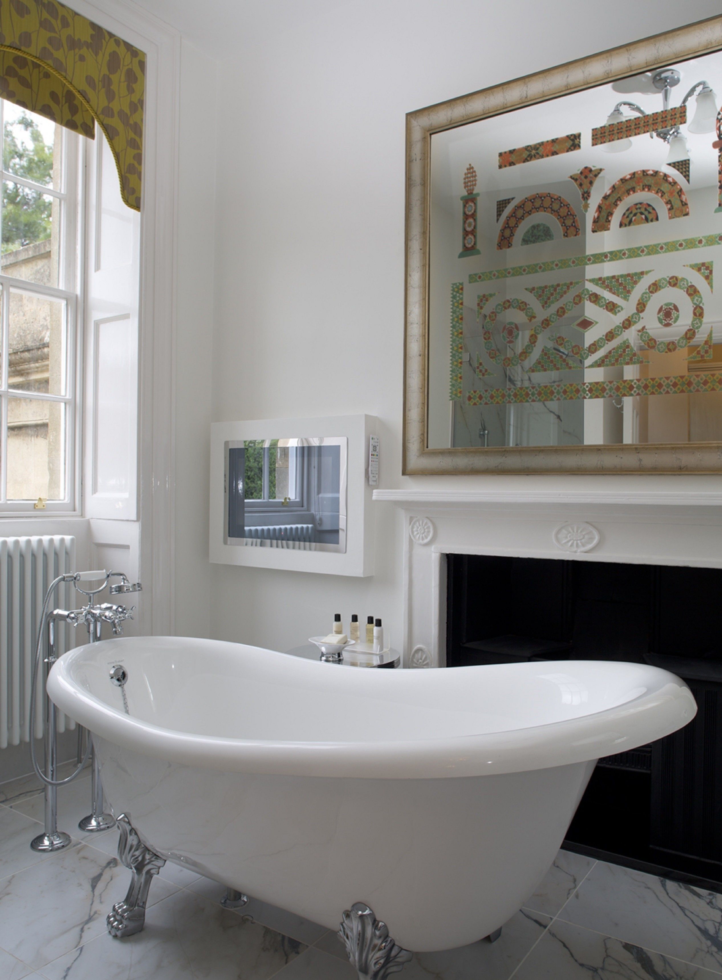 feature king bedded room in historic mansion house | deep-soaking bathtub