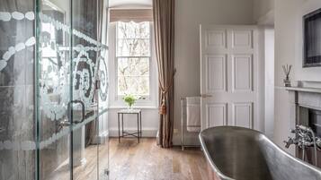 Feature King Bedded Room in Historic Mansion House | Bathroom | Designer toiletries, hair dryer, bathrobes, slippers