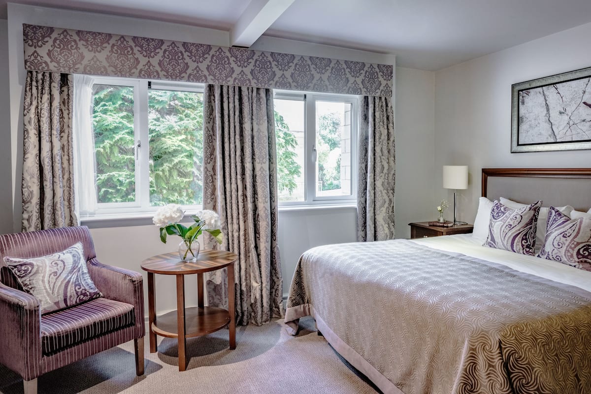 In-room safe, desk, blackout drapes, iron/ironing board