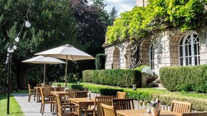 Terrace/patio - Bailbrook House (Bath)