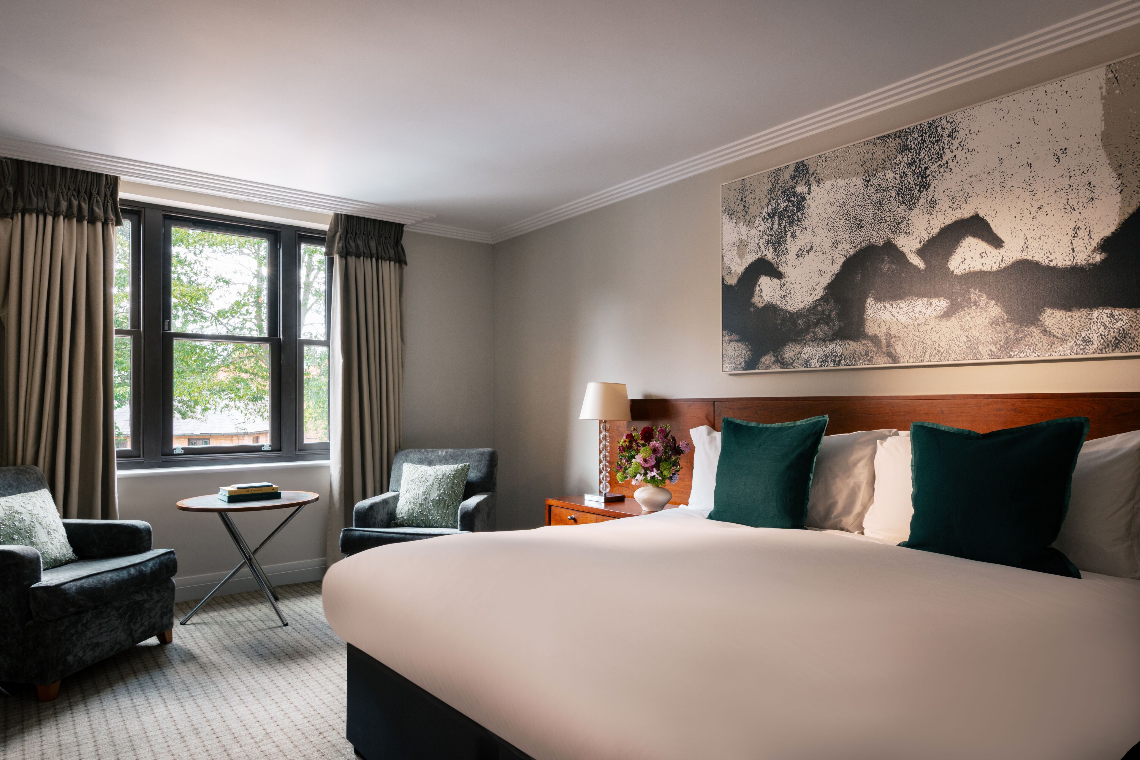Premium bedding, minibar, in-room safe, desk