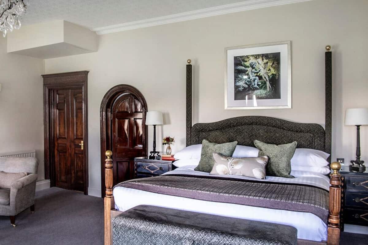 Feature Room | 1 chambre, literie de qualité supérieure, minibar
