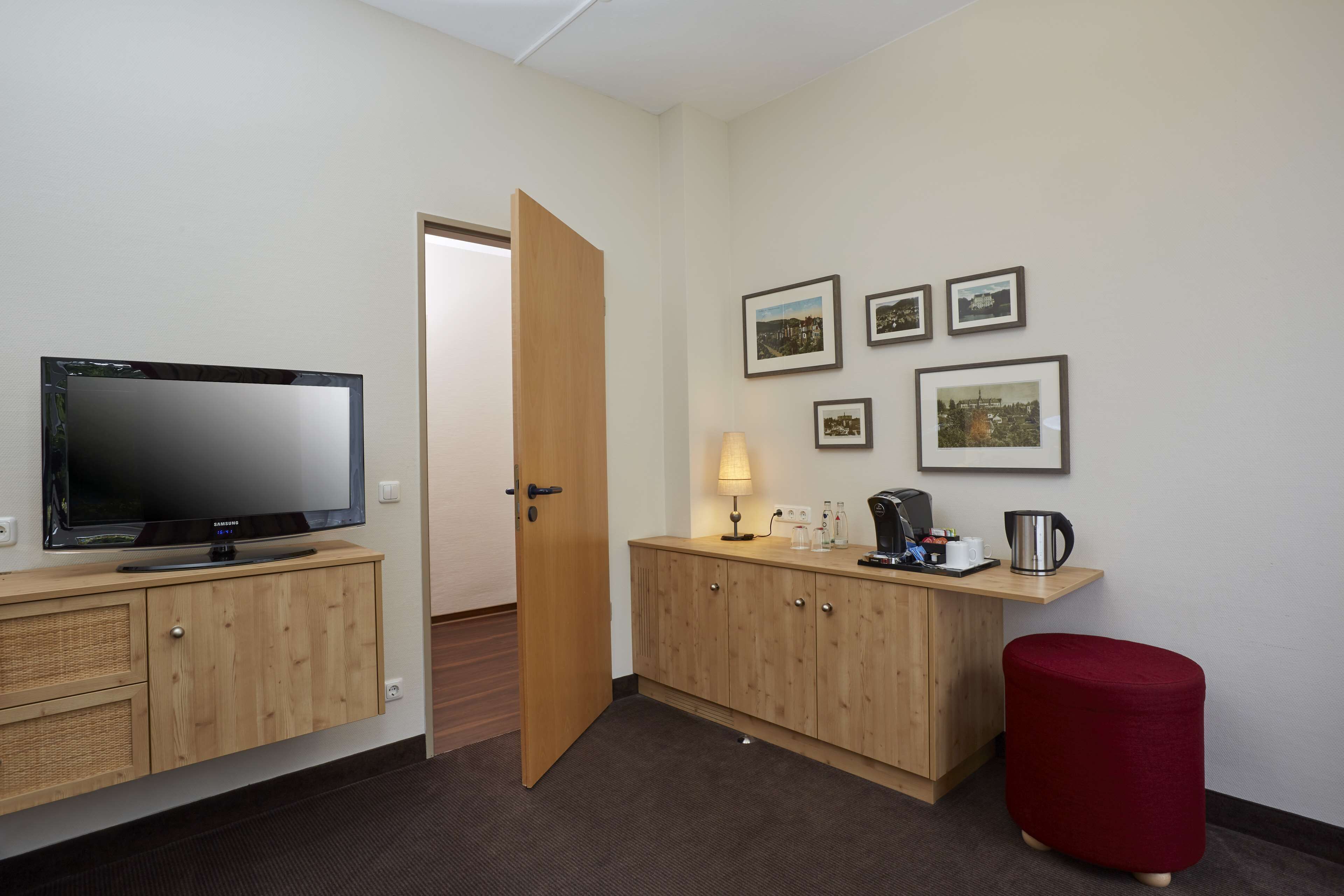 suite spiessberg | 1 bedroom, in-room safe, desk, soundproofing