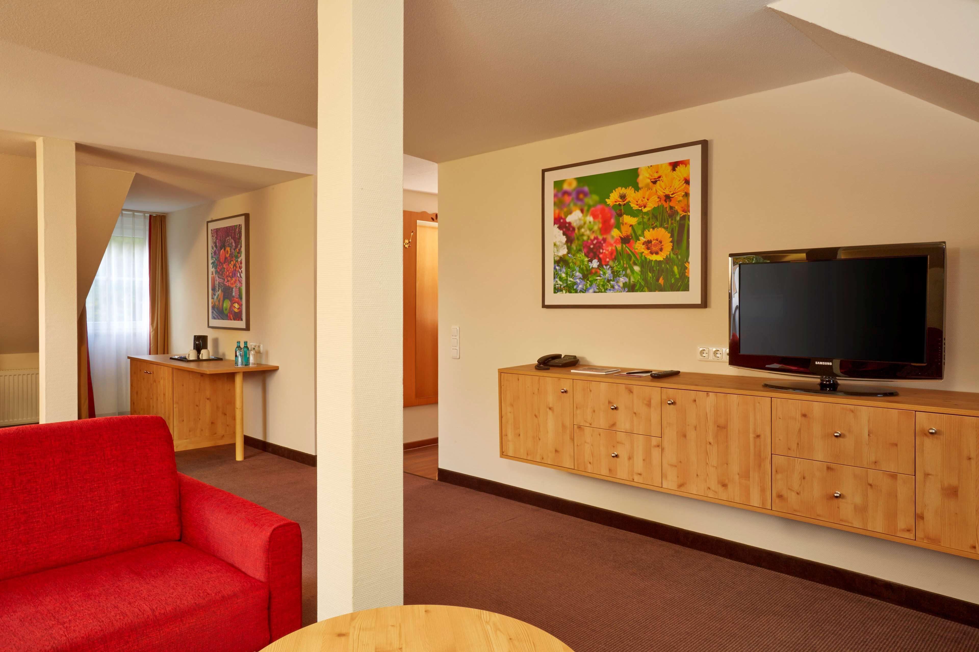 1 bedroom, in-room safe, desk, soundproofing