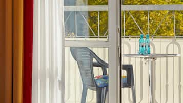 Double Room with balcony | In-room safe, desk, soundproofing, iron/ironing board (on request)