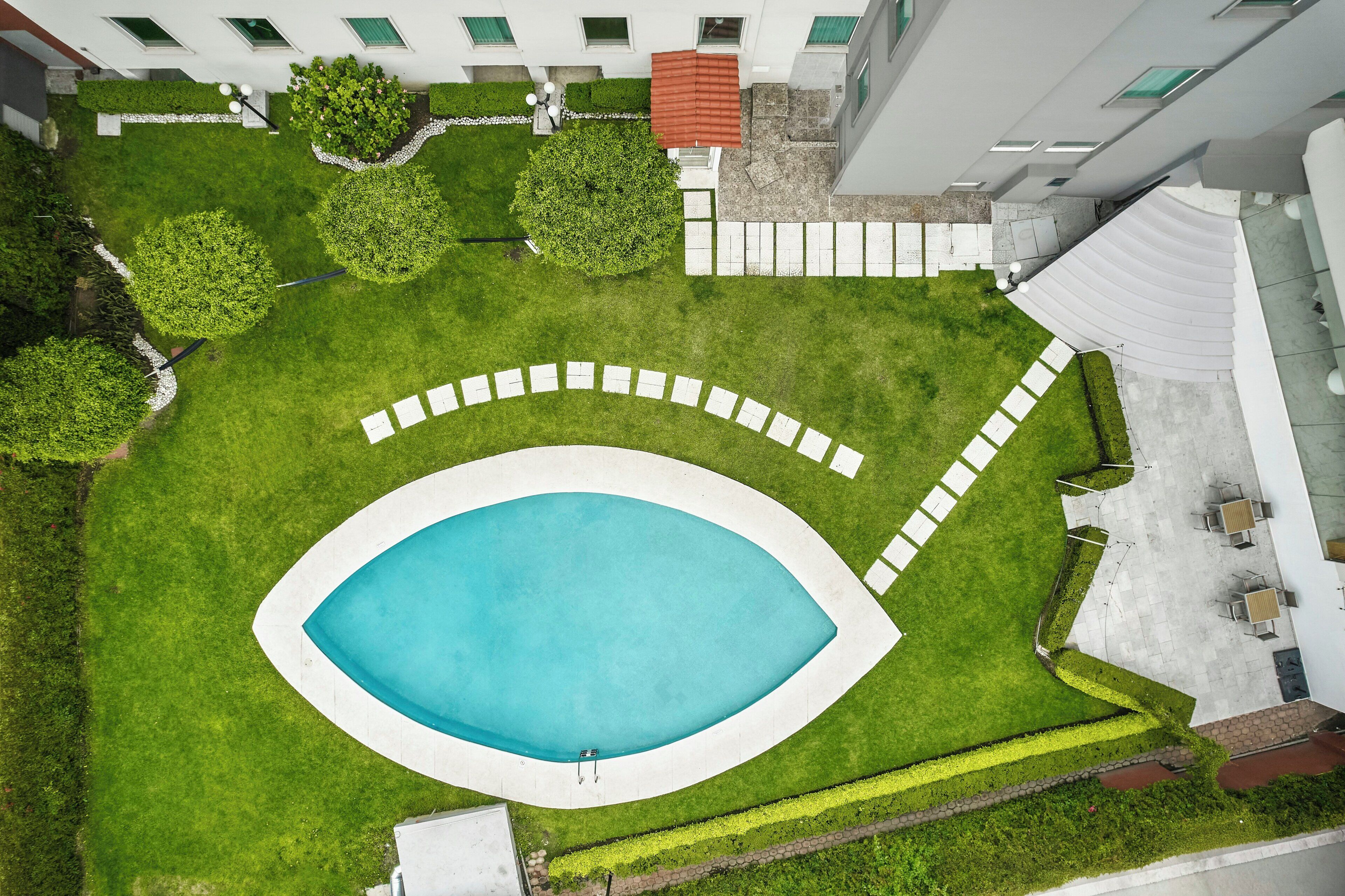 Private pool