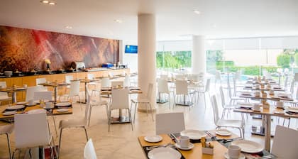 Fiesta Inn Express Perinorte