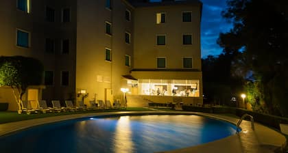 Fiesta Inn Express Perinorte