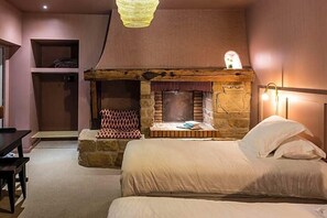 In-room safe, desk, soundproofing, iron/ironing board