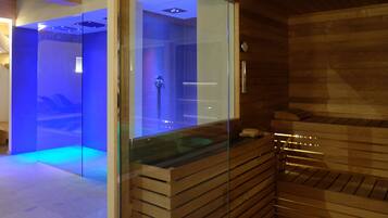 Behandlungsräume für Paare, Sauna, Whirlpool, Dampfbad