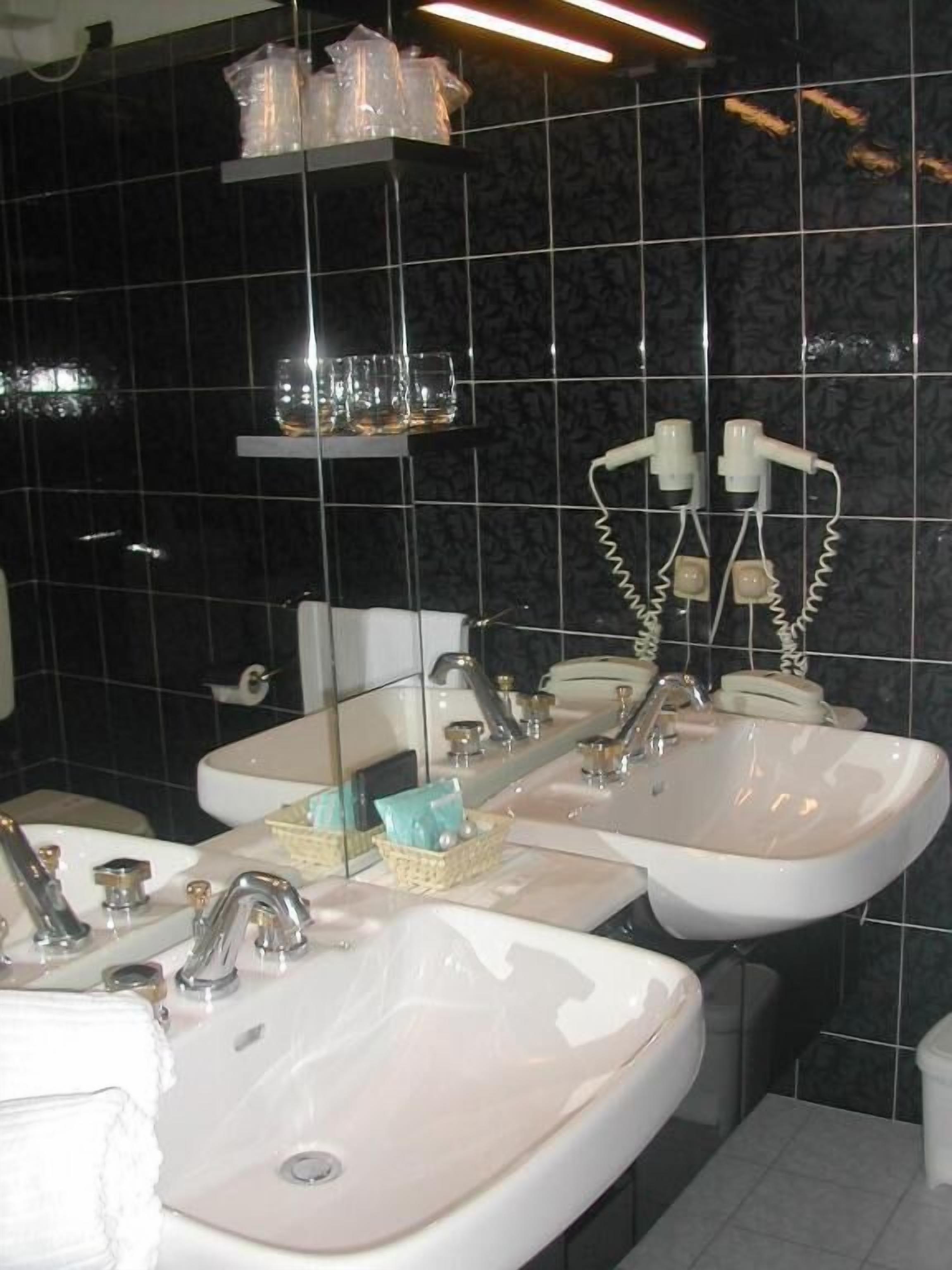 free toiletries, hair dryer, bidet, towels