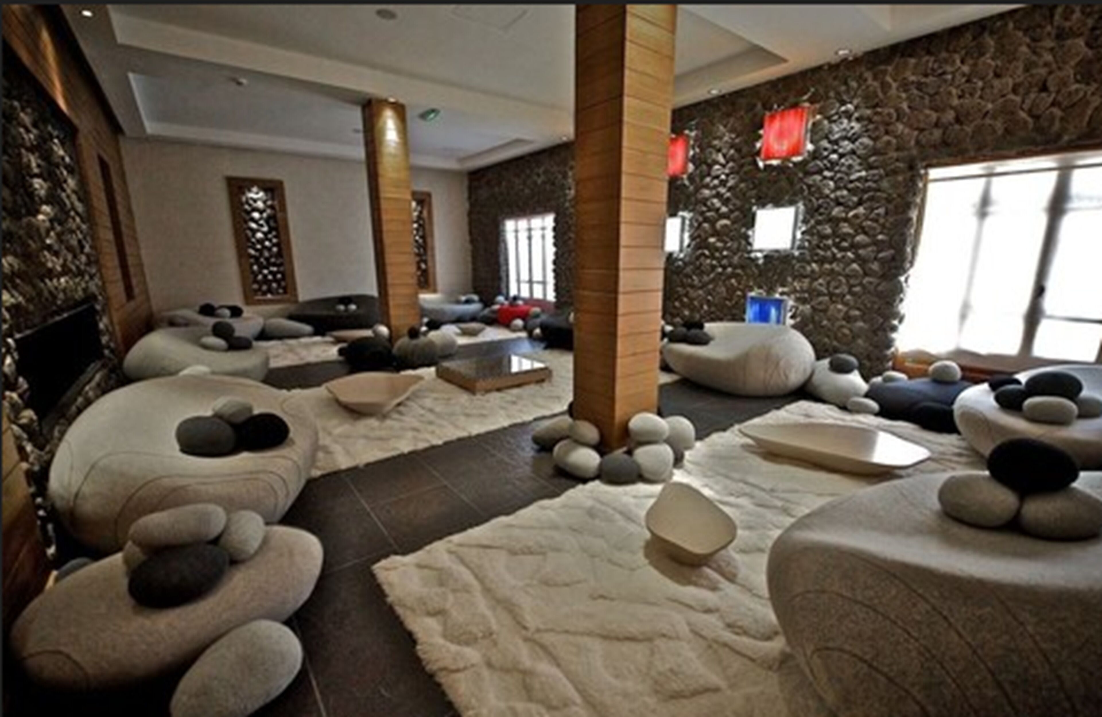 couples treatment room(s), sauna, hot tub, turkish bath/hammam