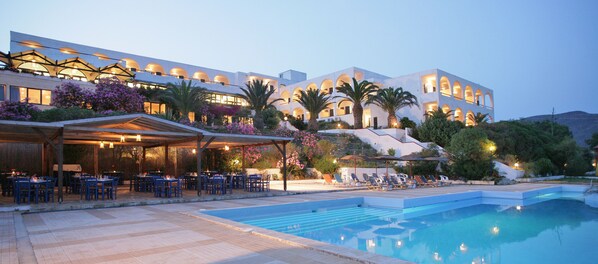 Outdoor pool, pool umbrellas, pool loungers