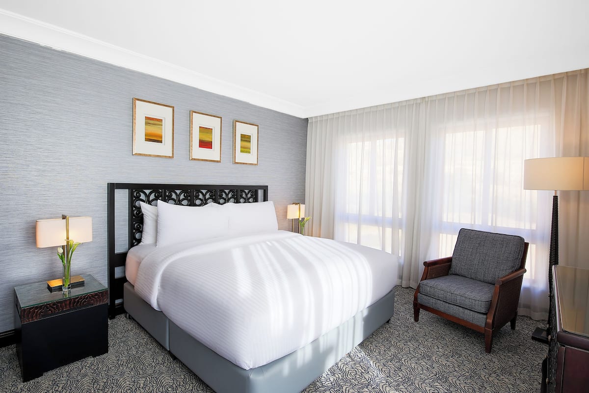 Suite, 1 King Bed