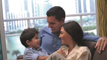 1 bedroom, hypo-allergenic bedding, free minibar, in-room safe