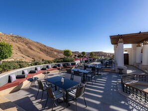 Exterior - Mövenpick Resort Petra (Wadi Musa)