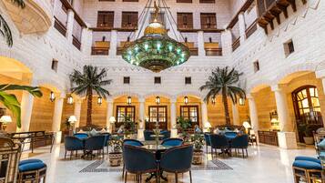 Bar (en el alojamiento)