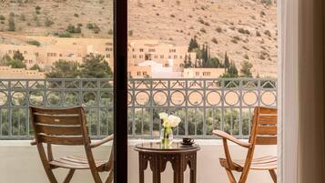 เครื่องนอนป้องกันสารก่อภูมิแพ้, มินิบาร์ฟรี, ตู้นิรภัยในห้องพัก