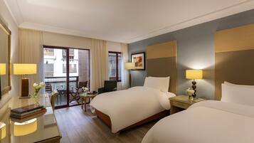 1 bedroom, hypo-allergenic bedding, free minibar, in-room safe