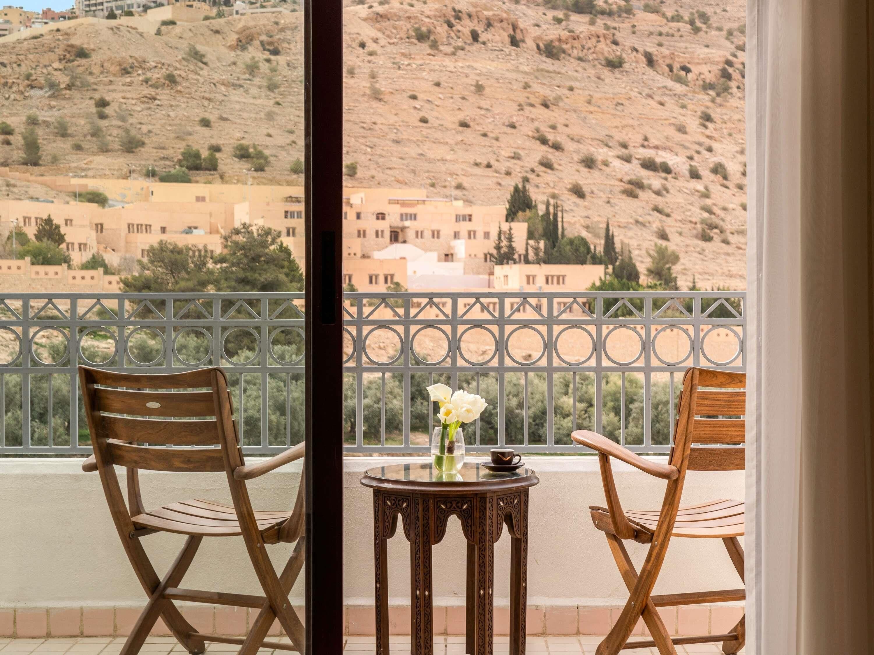 Hypo-allergenic bedding, free minibar, in-room safe