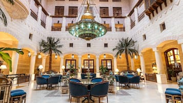 4 restaurants, breakfast, lunch, dinner served; international cuisine