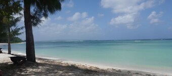 Aquarius Beach Tower